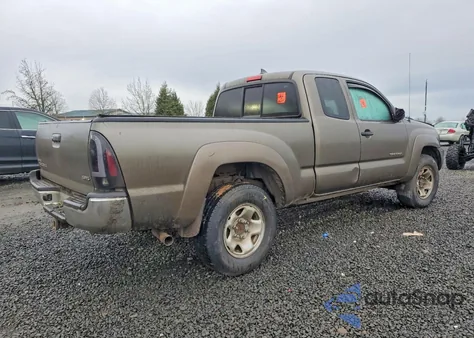 2014 Toyota Tacoma Access Cab z USA, uszkodzony, nr VIN 5TFUX4EN4EX028035
